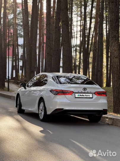 Toyota Camry 2.5 AT, 2020, 84 000 км