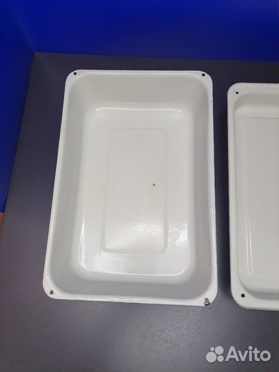 Лоток эмалированный с крышкой СССР