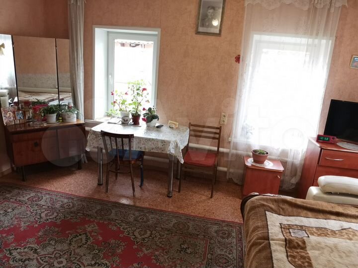 Дом 65 м² на участке 4 сот.