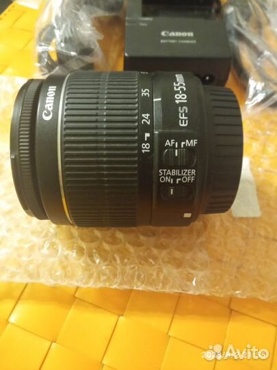 Canon 600D kit + объектив EF-S 18-55 IS II