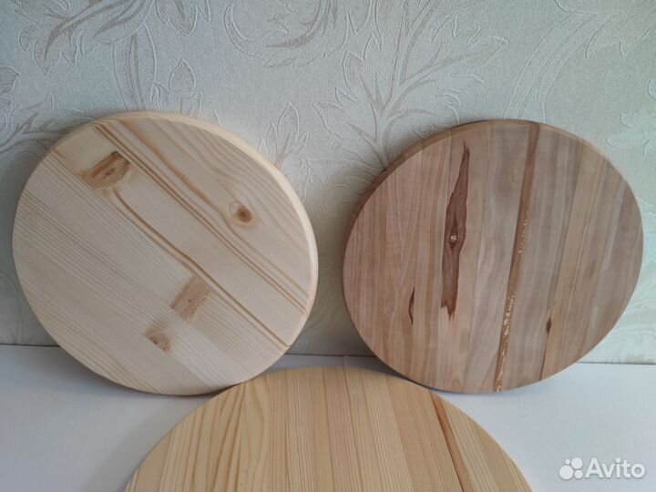 Тарелки для подачи из древесины сосны и груши