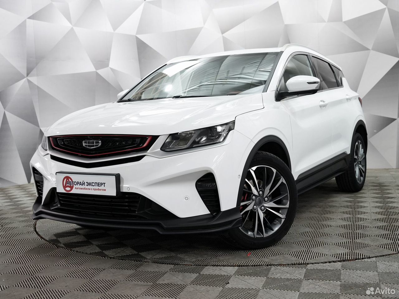 Geely Coolray 1.5 AMT, 2023, 57 800 км