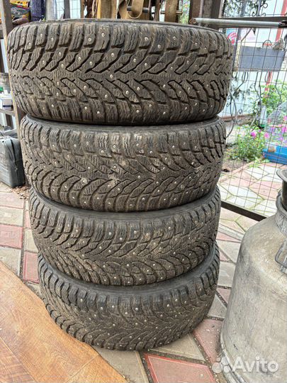 Nokian Tyres Hakkapeliitta 9 205/55 R16 94T