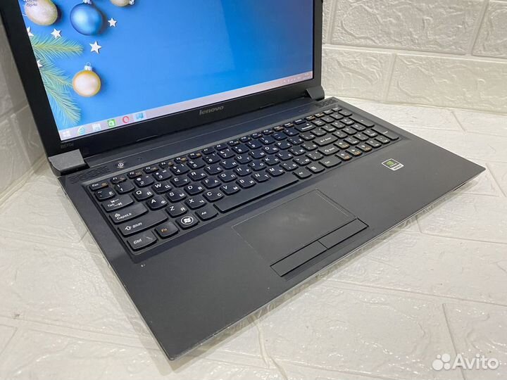 Lenovo B570e