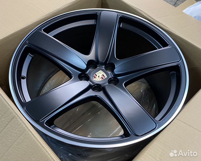 Новые диски R21 Porsche Macan S