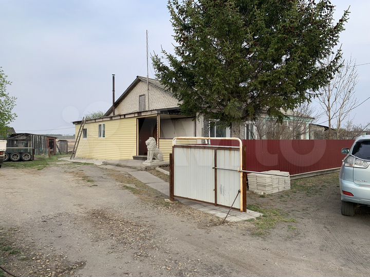 Дом 68 м² на участке 10 га