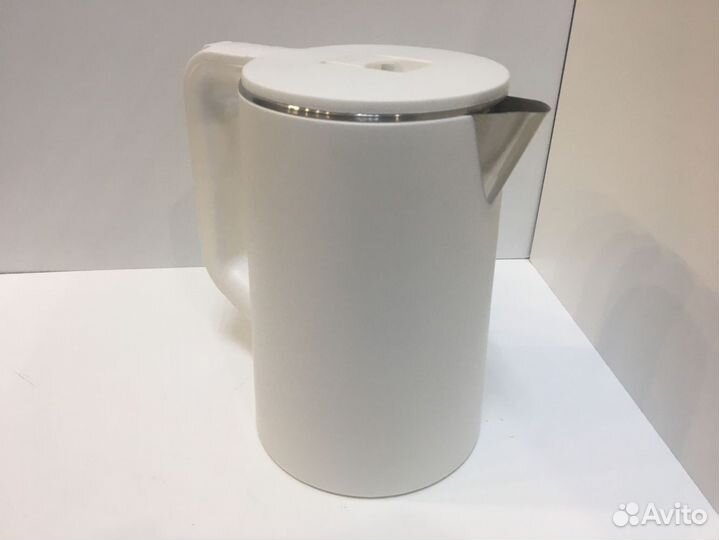 Чайник электрический Vitek VK-02