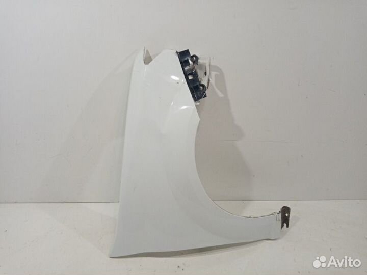 Крыло переднее правое LADA Largus 2021