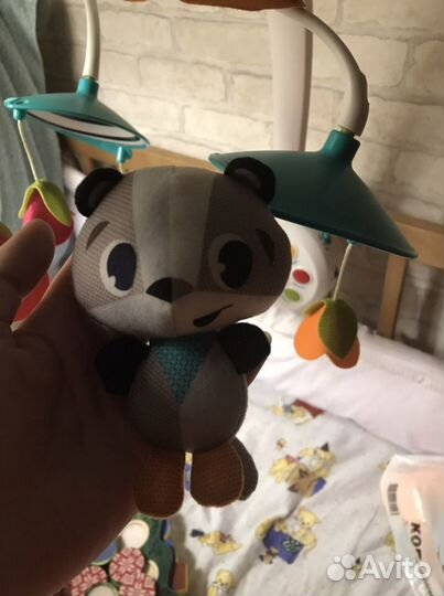 Музыкальный мобиль в кроватку