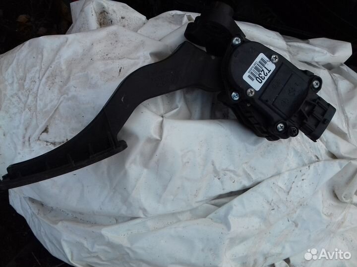 Педаль газа киа церато 2 оригинал новый