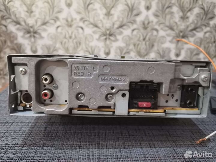 DEH-4000UB