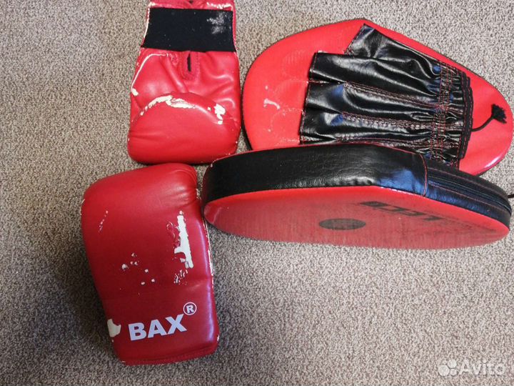 Боксерские перчатки и лапы
