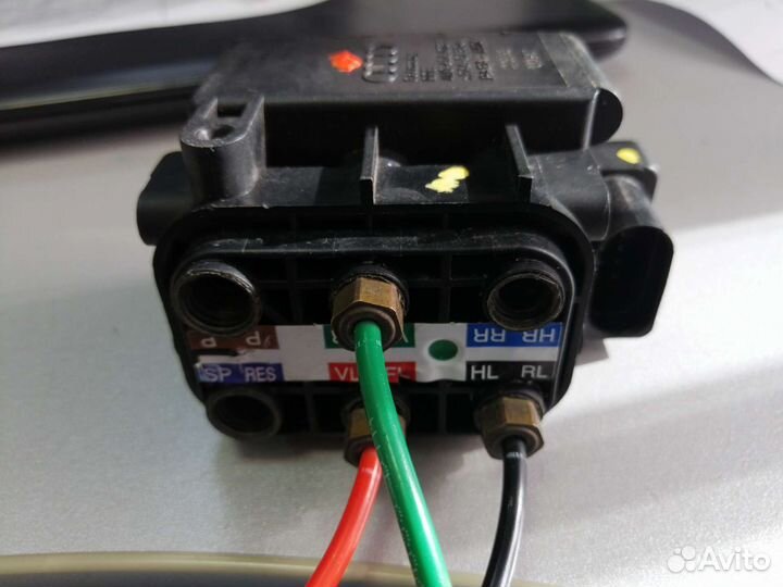 Блок клапанов пневмы Audi A6 Allroad / A7/ A8