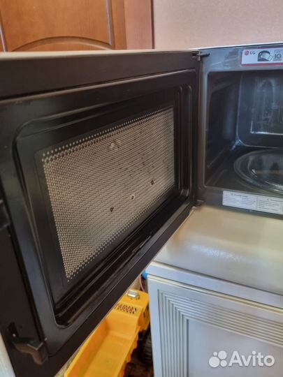 Микроволновая печь бу lG