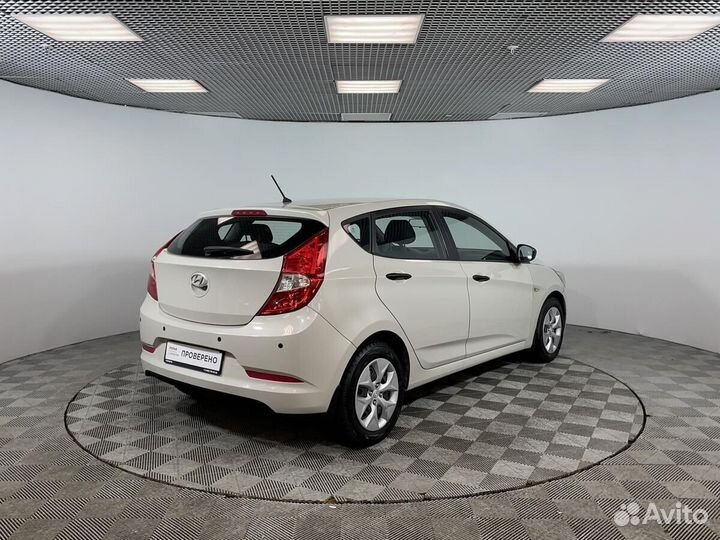 Hyundai Solaris 1.6 AT, 2015, 47 000 км