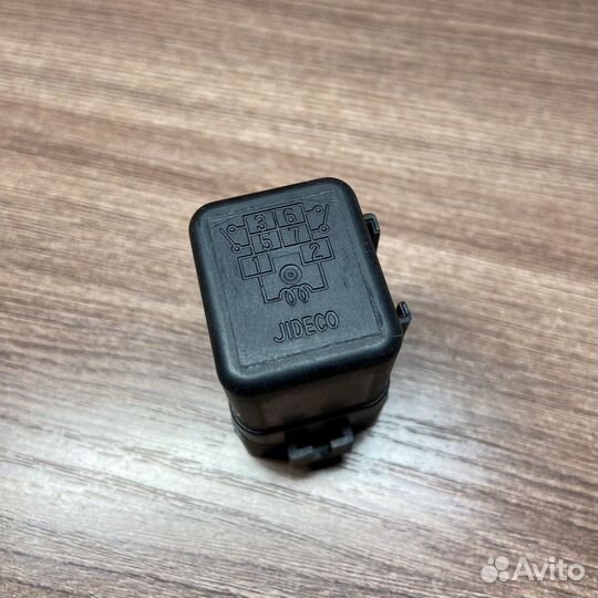 Реле Nissan 1709441A