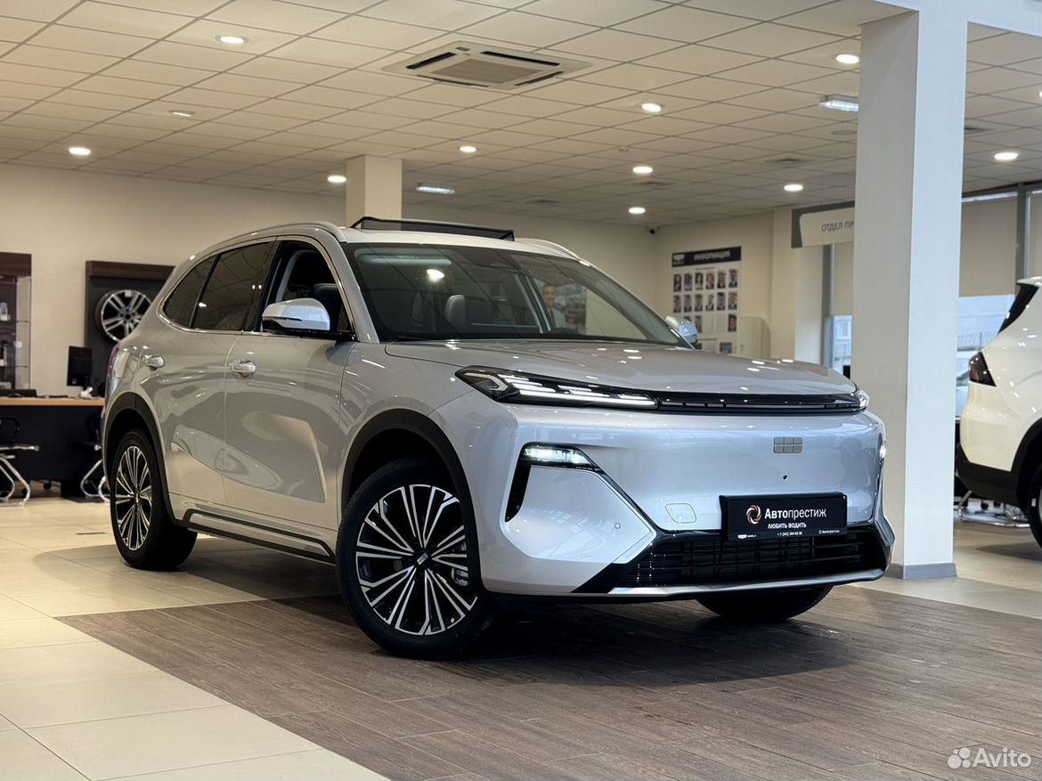 Geely EX5 Гибрид 1.5 AT, 2026