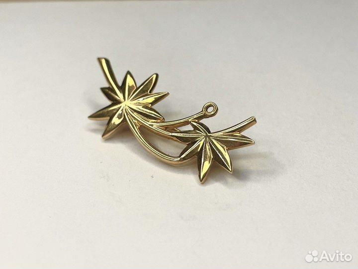 Золотая брошь