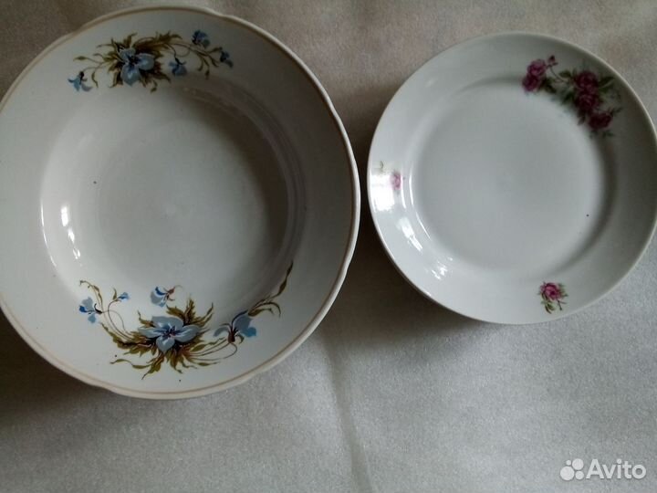 Тарелки суповые и дессертныне