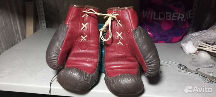 Боксерские ретро перчатки