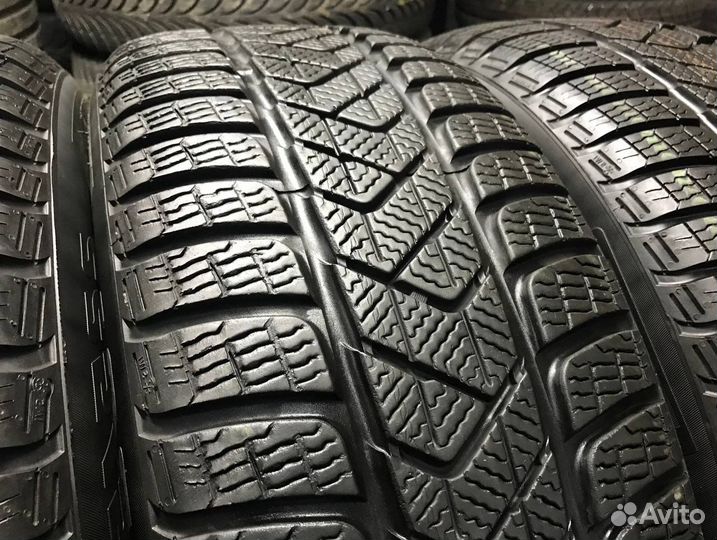 Pirelli Winter Sottozero 3 225/55 R18