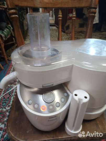 Рабочие Кухоные комбайны Philips HR 7768 и HR 7770