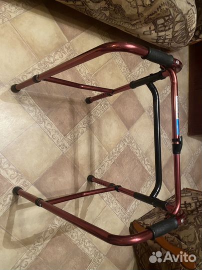 Ходунки складные шагающие