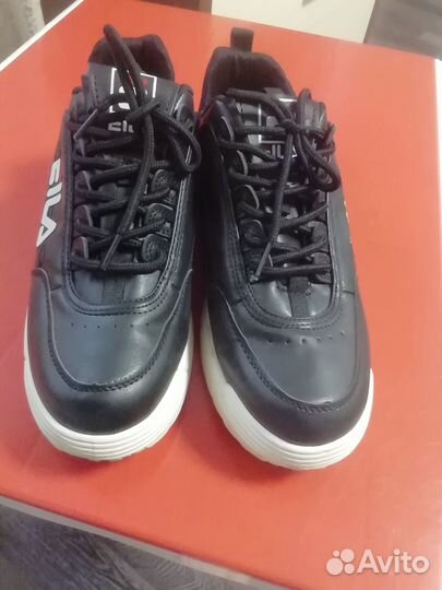 Кроссовки женские 41 размер