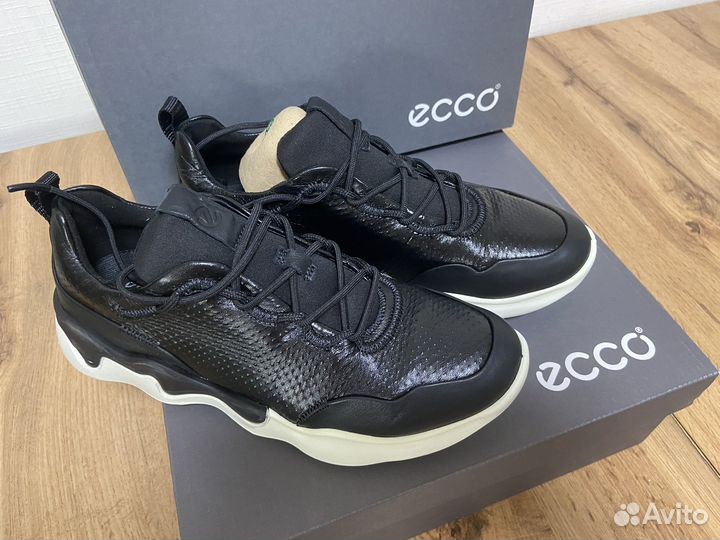 Новые кроссовки ecco р. 36 ELO W