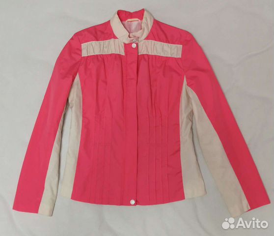 Ветровка женская