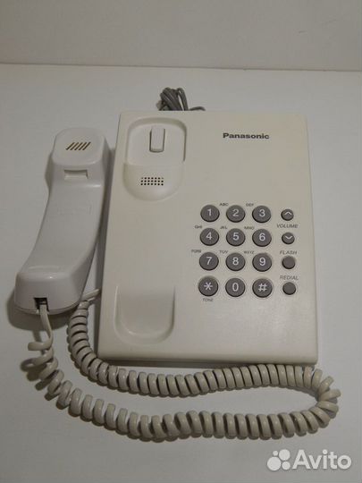 Городской телефон Panasonic KX-ts2350ruw