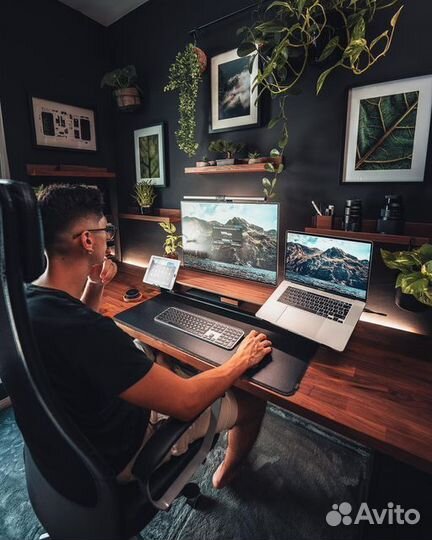 Стол для компьютера в стиле лофт