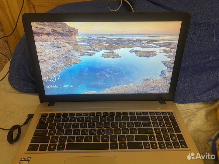 Ноутбук asus X540Y
