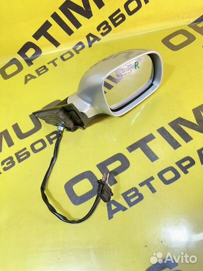 Зеркало правое Volkswagen Passat B5