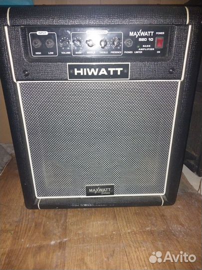 Комбоусилитель бас гитары Hiwatt Maxwatt B20 10