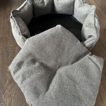 Лежанка для кошек