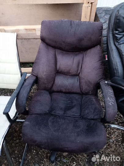 Офисное кресло руководителя бу