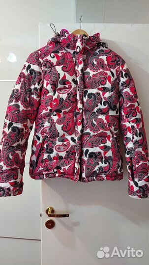 Спортивная куртка женская