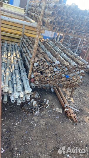 Кап-лок, стойка