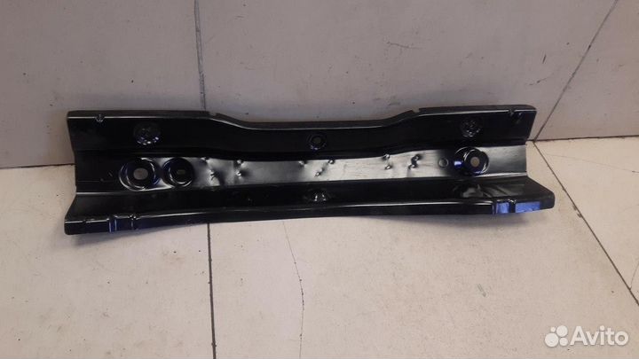 Панель задняя средняя часть Renault Sandero