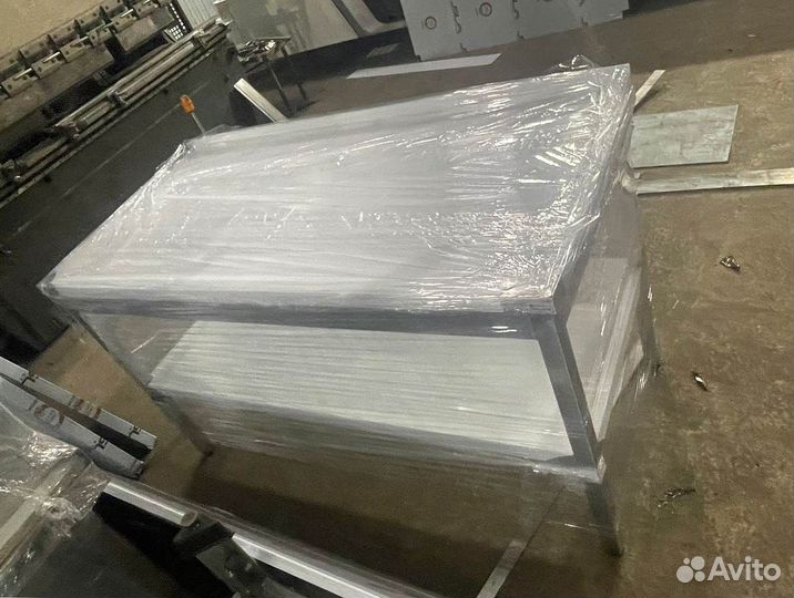 Стол из нержавеющей стали для кафе ресторана