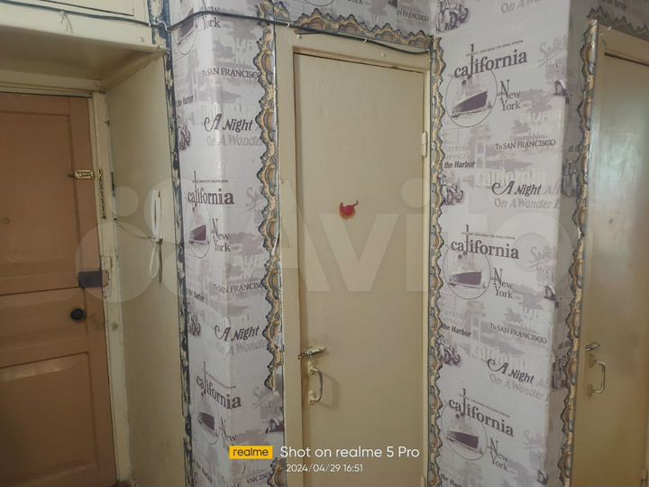 3-к. квартира, 56 м², 3/5 эт.