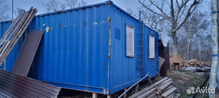 Два жилых вагончика бу