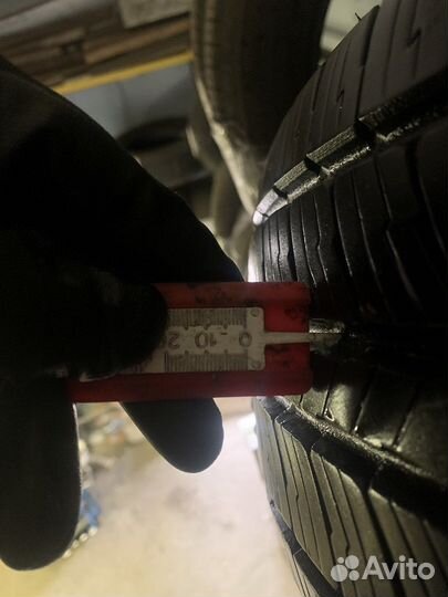 Kumho Road Venture APT KL51 235/65 R17