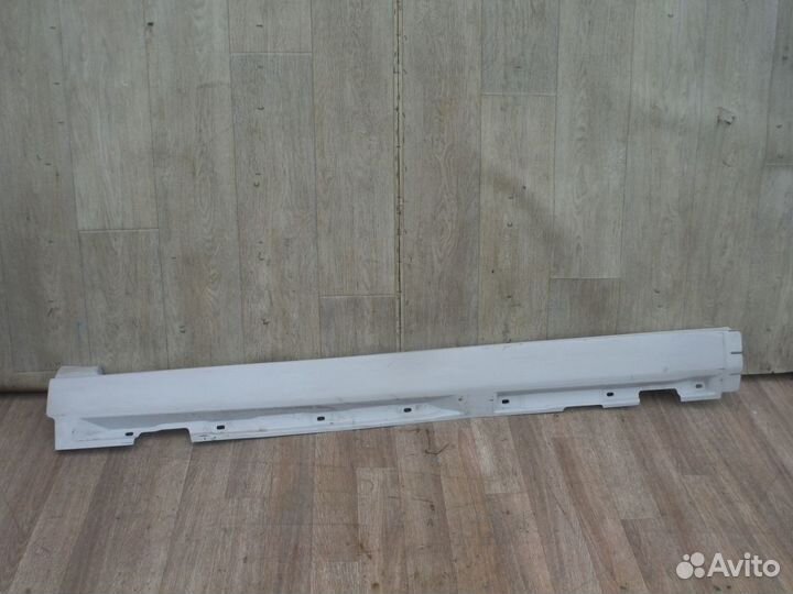 Порог накладка левый Volvo S40 / V50 2006