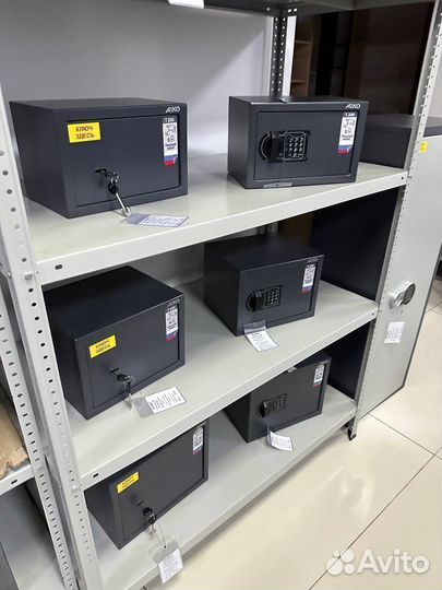Офисные сейфы