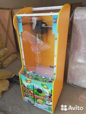 Призовой автомат Везучая Клешня Плюс