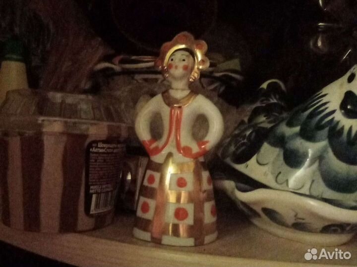 Статуэтка фарфоровая Руки в боки СССР