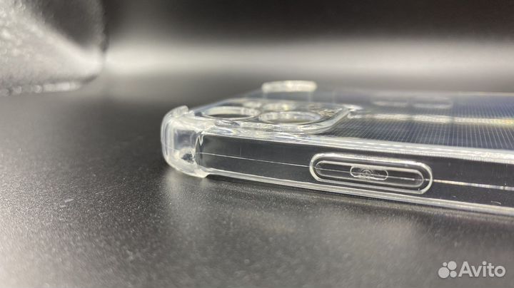 Чехол на iPhone 12 силиконовый