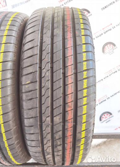 Firestone Roadhawk 215/60 R17 96H